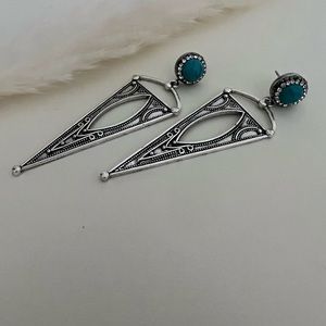 Western Boho Silver Dangle Earrings - Statement Triangle Chic Earrings